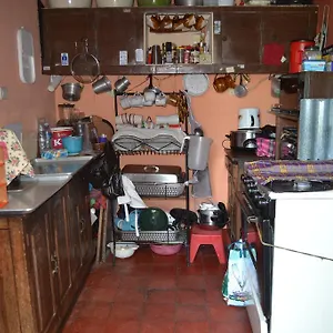 hostal-morenos.guatemalaantiguahotels.com/